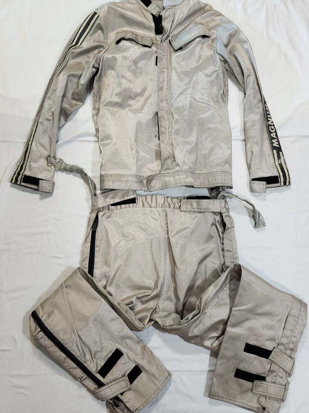 Magnum II Silver Space Suit Jacket and Pants Set Size M
